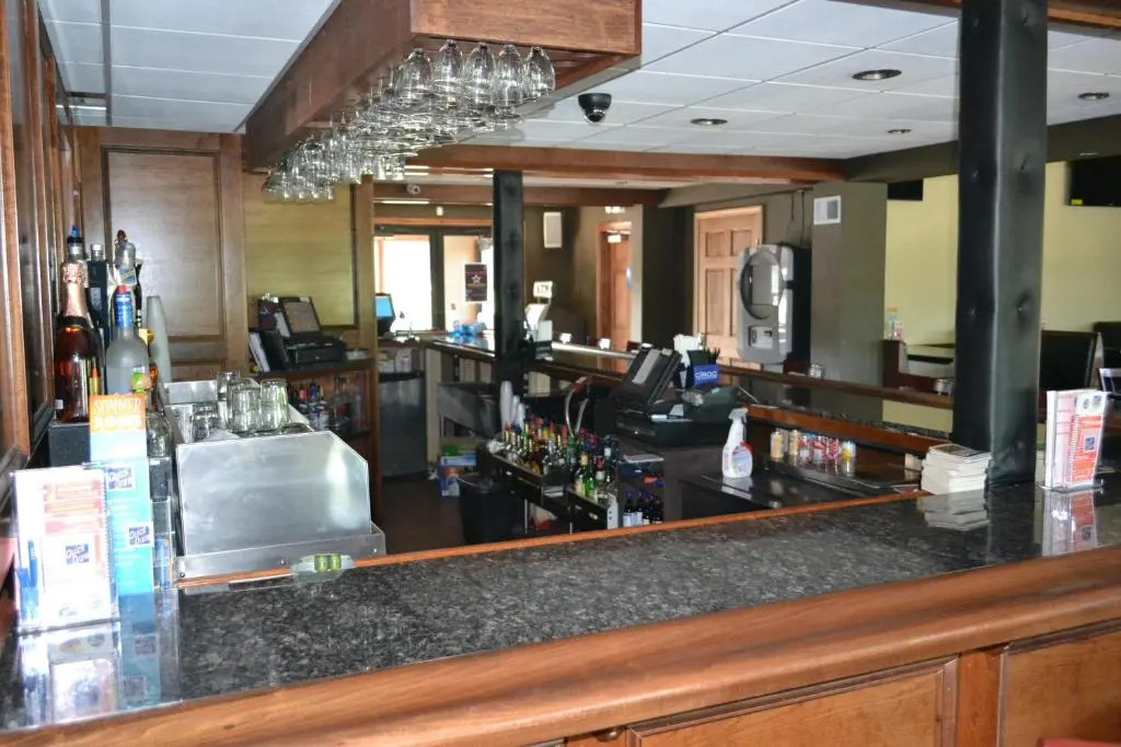 Latham Inn