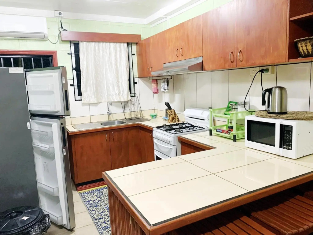 Elizabeth Accomodation-Your Home Away from Home