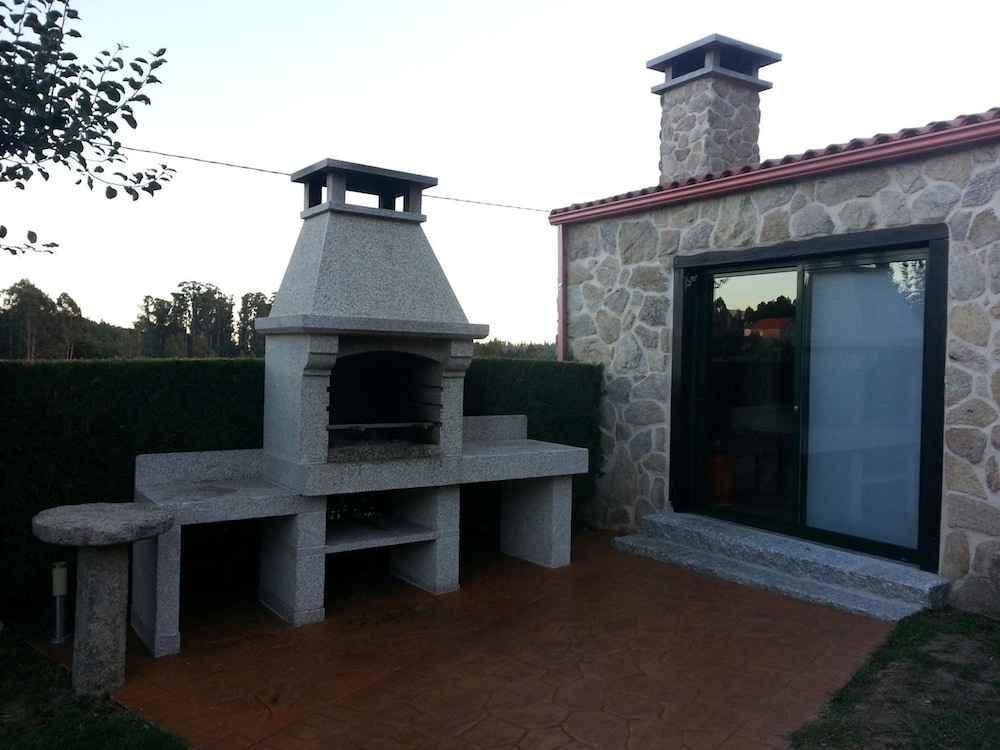 House With 5 Bedrooms in Cuntis, With Wonderful Lake View, Private Poo