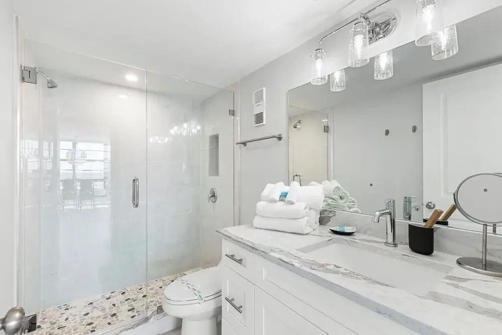South Seas 4, 1606 Marco Island Vacation Rental 2 Bedroom Condo by Redawning