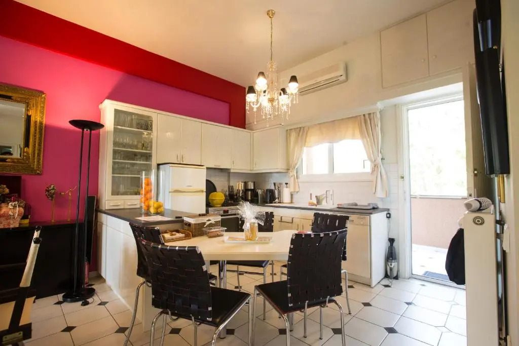 Faros Seaside Villa - 250 sqm in Politika of Evia