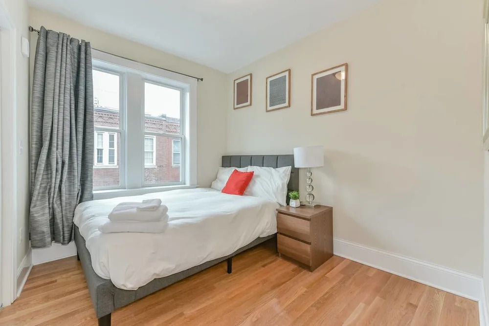Modern 3BR Apartment in North End by Domio