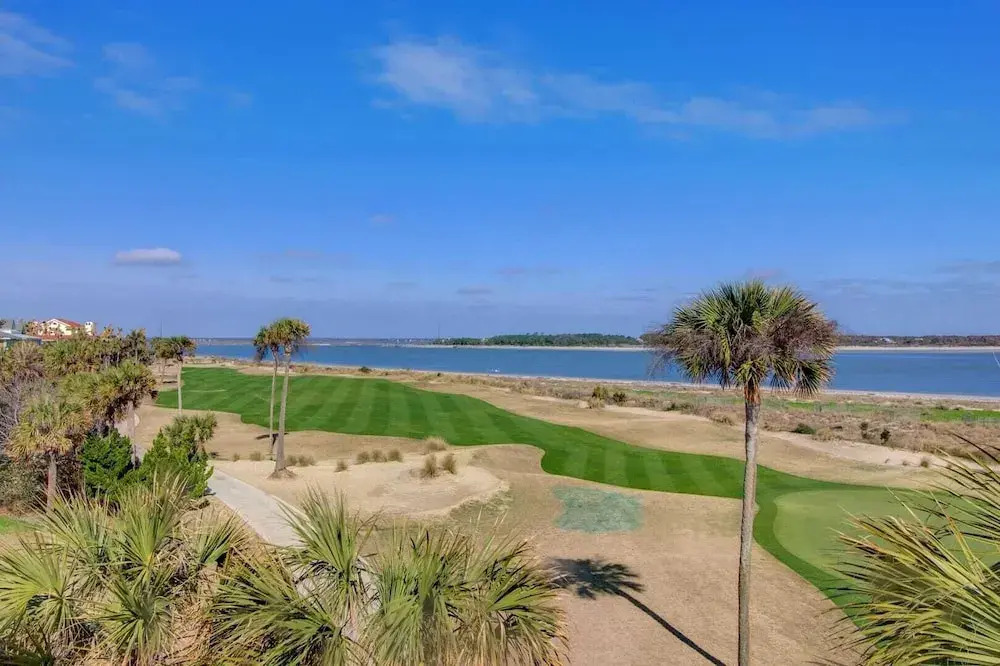 6 10th Avenue by Avantstay Steps to the Beach Pool 2691 Sqft