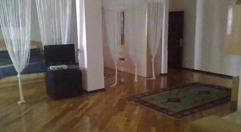Nur Hotel
