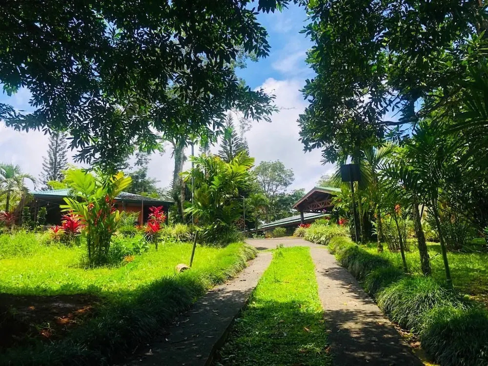 Ávita Lodge