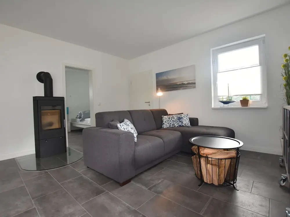 Modern Holiday Home in Pepelow with Sea Nearby