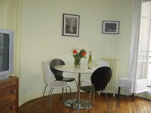 Montmartre Apartments Gauguin