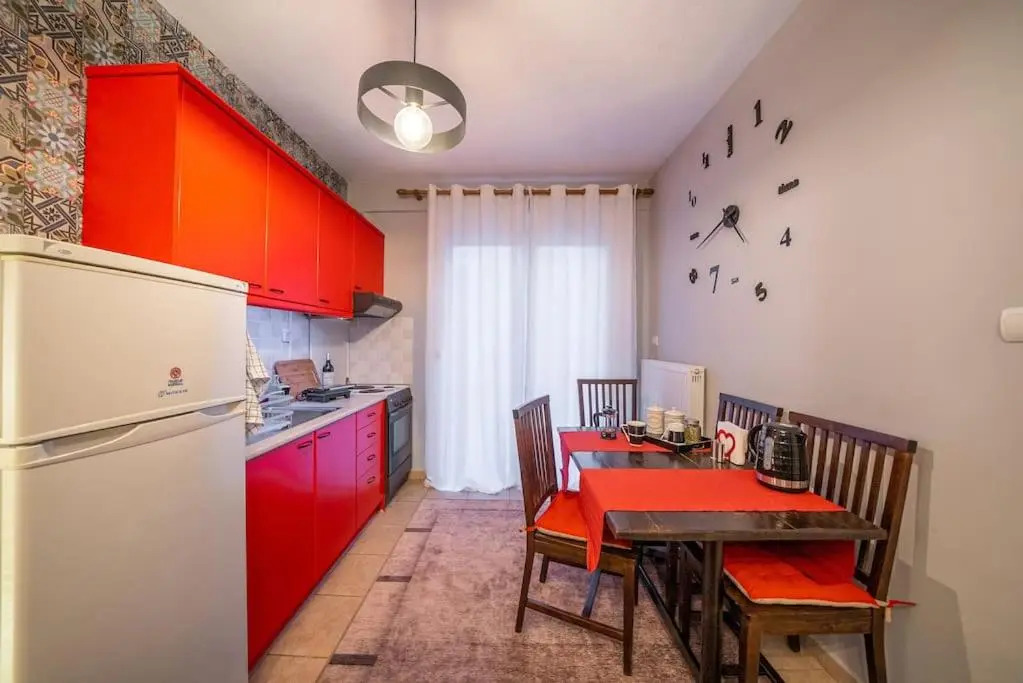 Kozani Hideaway for 2!
