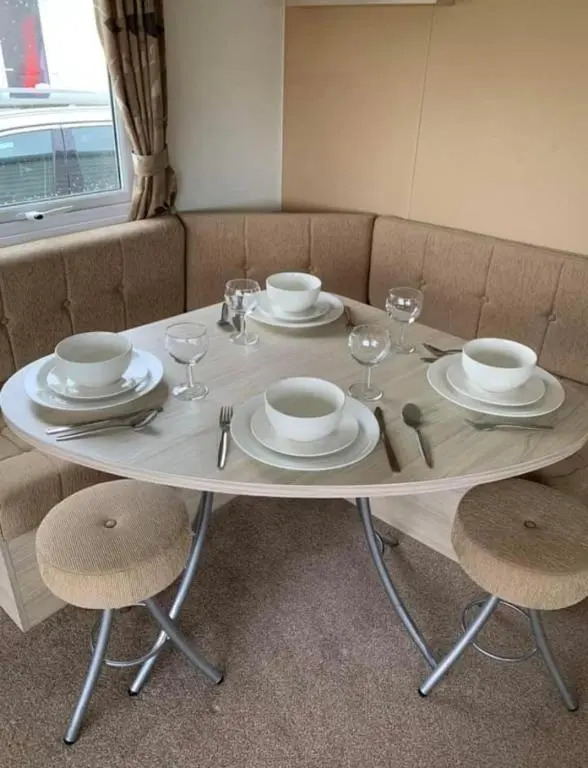 Home from Home Caravan Hire Havens Thorpe Park Cleethorpes