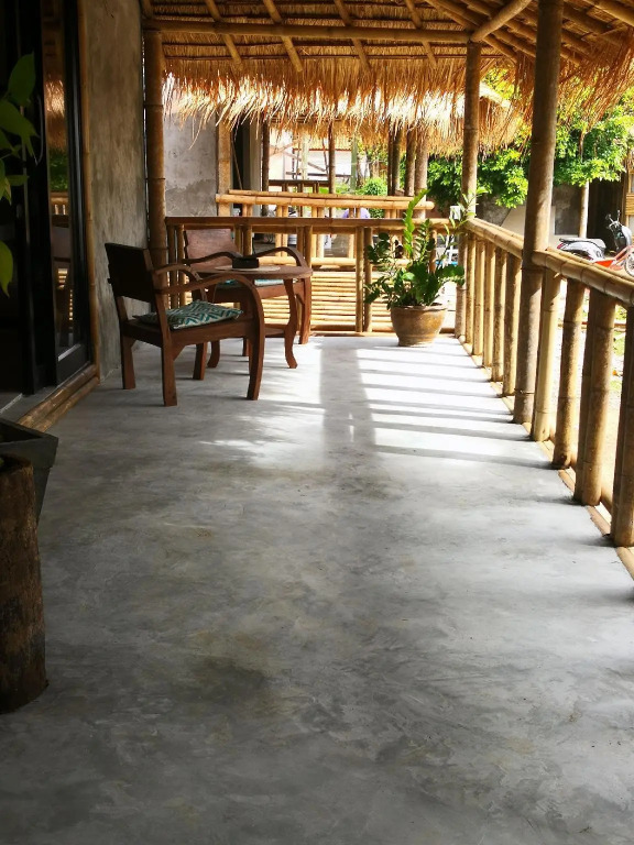 The Lazy Lodge