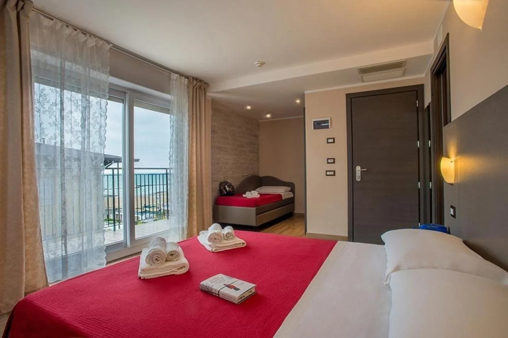 Hotel London