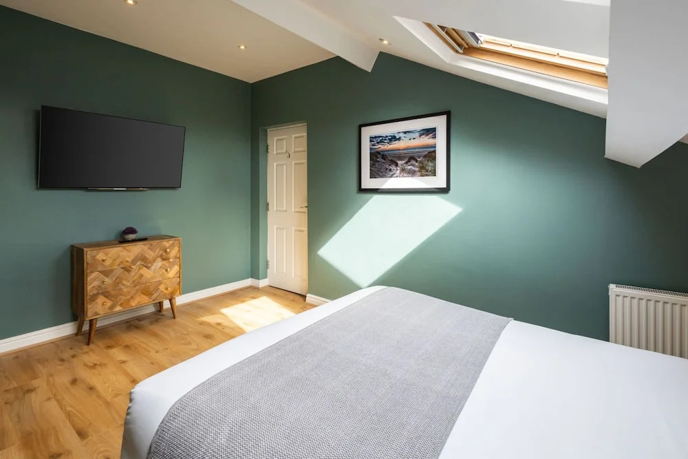 Host Stay The Falkner Quarters II and III