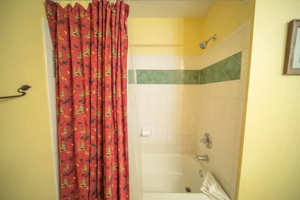 Black Bear 8035 by SummitCove Vacation Lodging