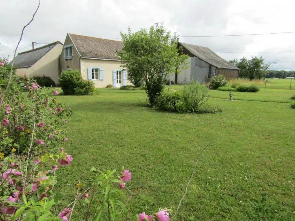 Gîte confortable avec grand jardin privé et WIFI - FR-1-381-494