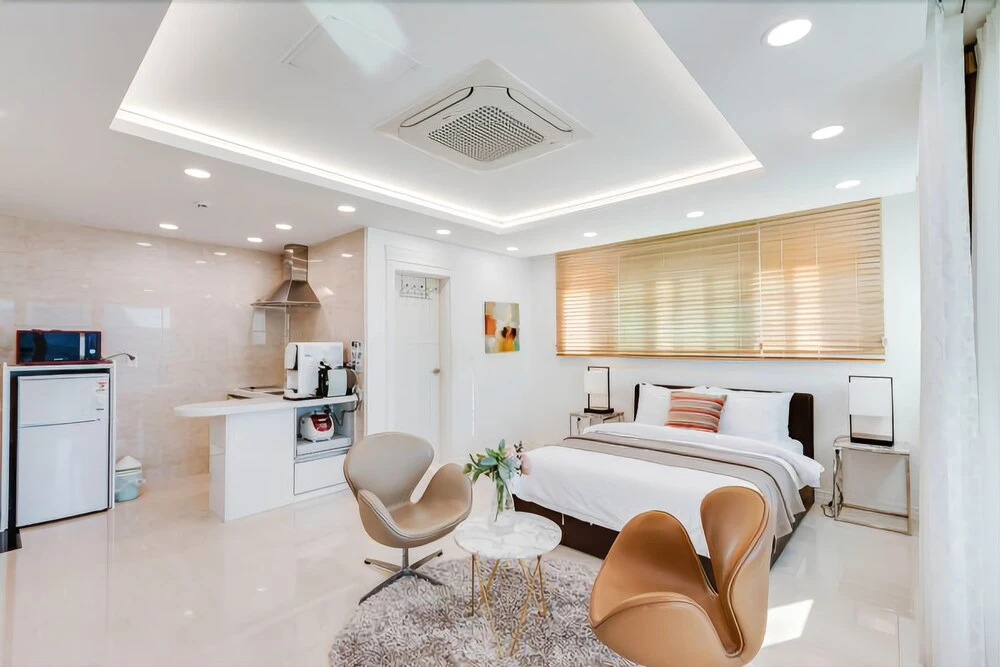 Geoje Mr. Jun Pool Villa