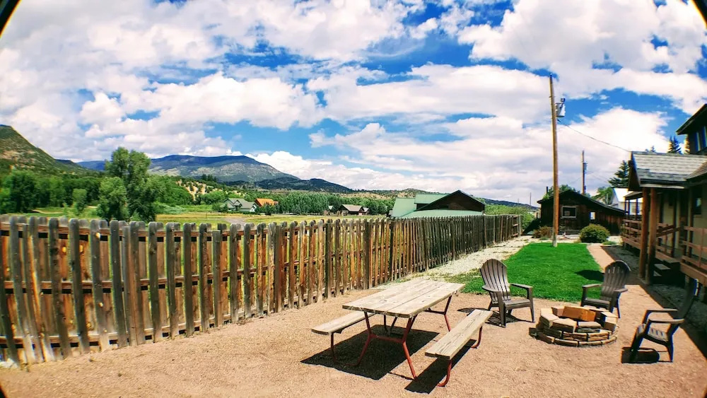 The Spruce Lodge