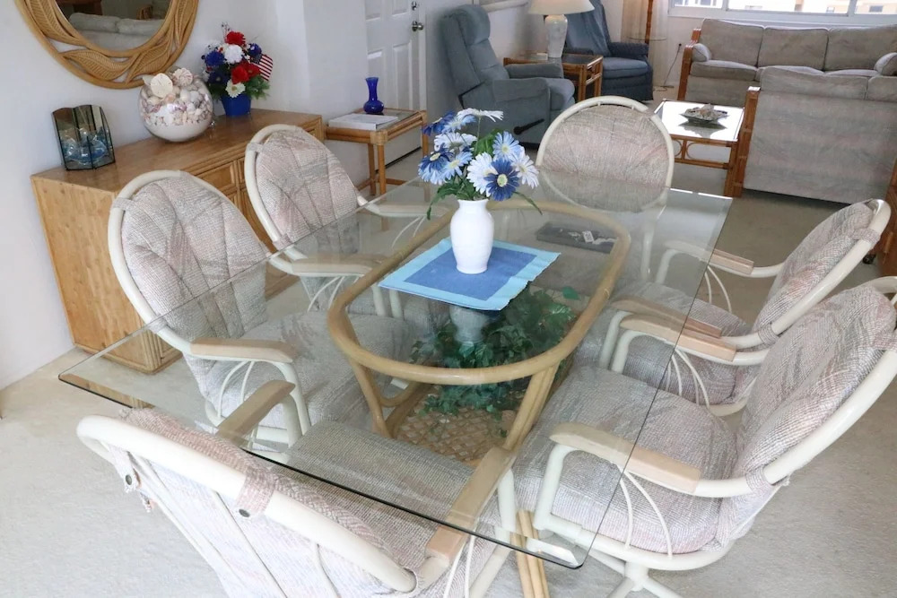Jamaica Royale 805 Top Floor With Amazing Views! 2 Bedroom Condo