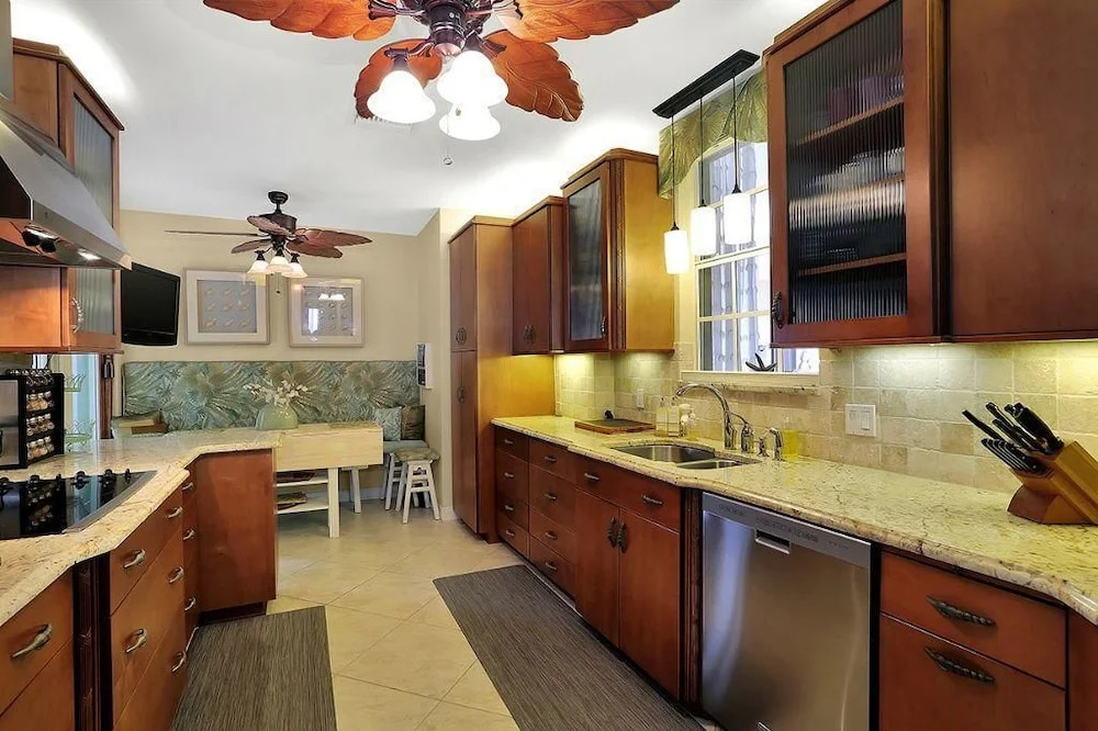 Royal Marco Way Condo