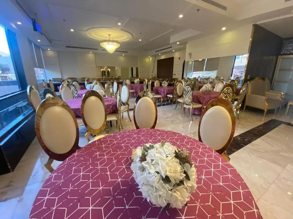 Отель Areen Hotel