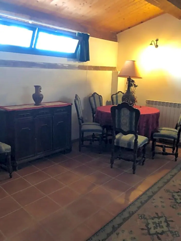 Secluded Villa in Parenti with Garden