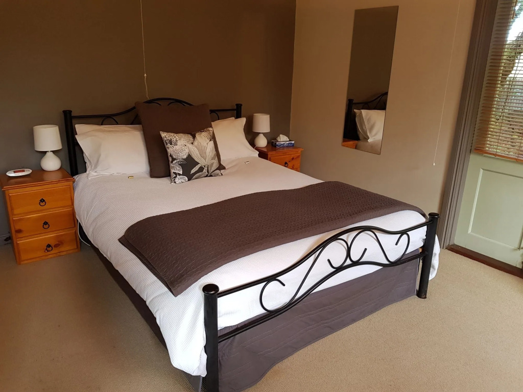Clonmara Country House and Cottages