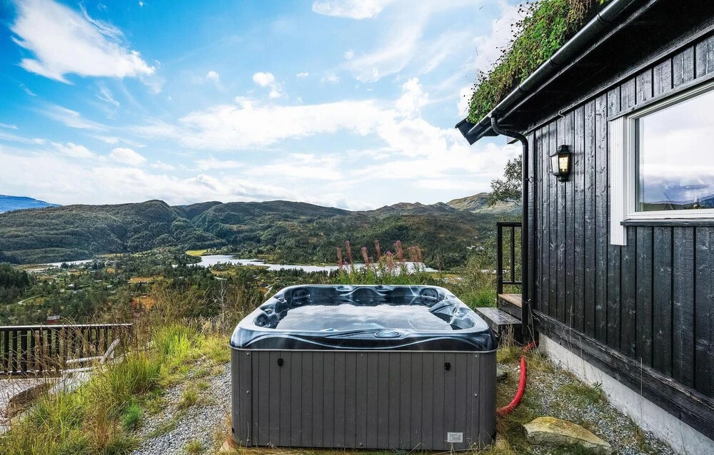 Awesome Home in Norheimsund With 3 Bedrooms and Wifi