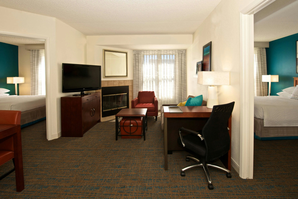 Residence Inn by Marriott Phoenix Airport