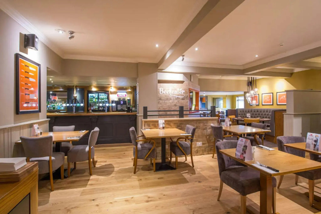 Premier Inn St. Neots - Colmworth Park
