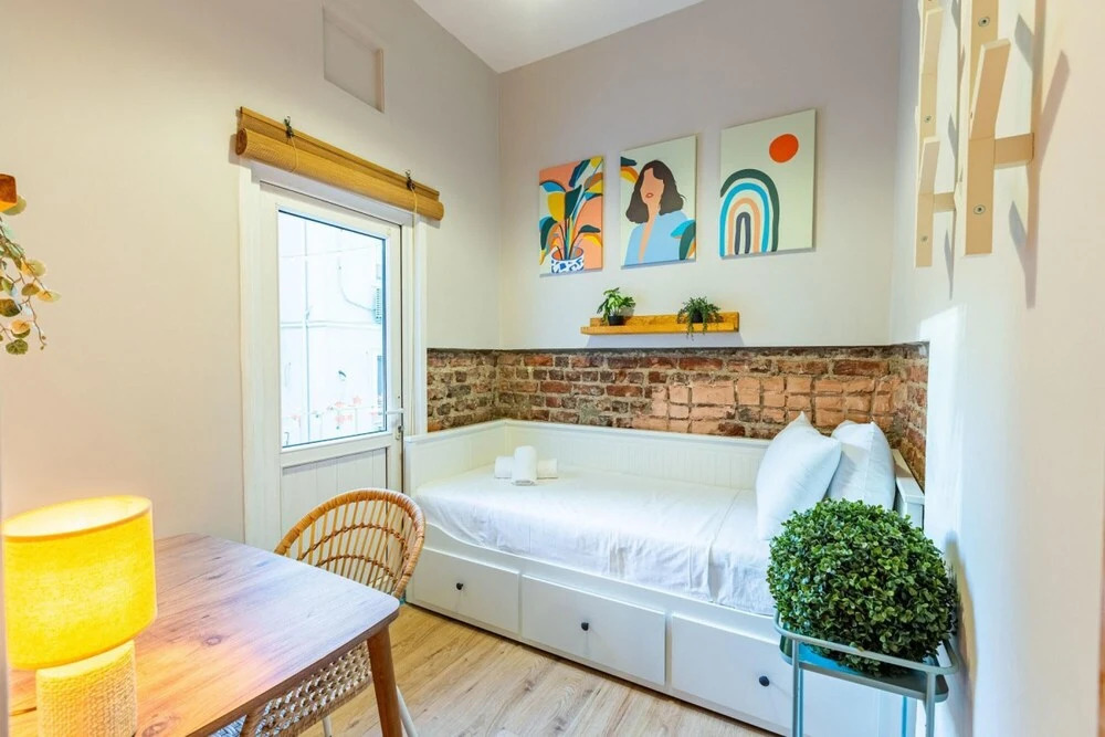 Central and Stylish Flat near Istiklal Street