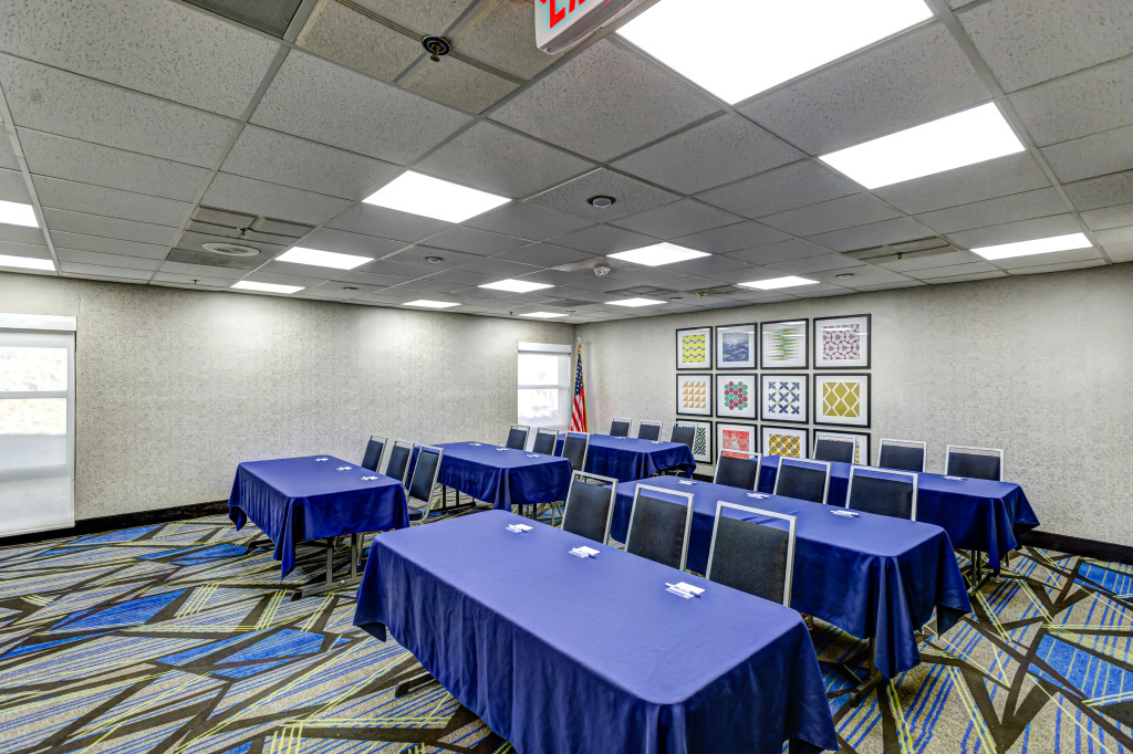 Holiday Inn Express Hillsborough-Durham Area by IHG