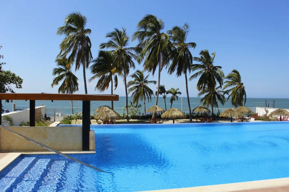 Exclusive Apartment - Ocean Front