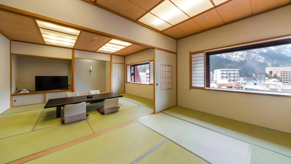 Kurobe Unazukionsen Yamanoha