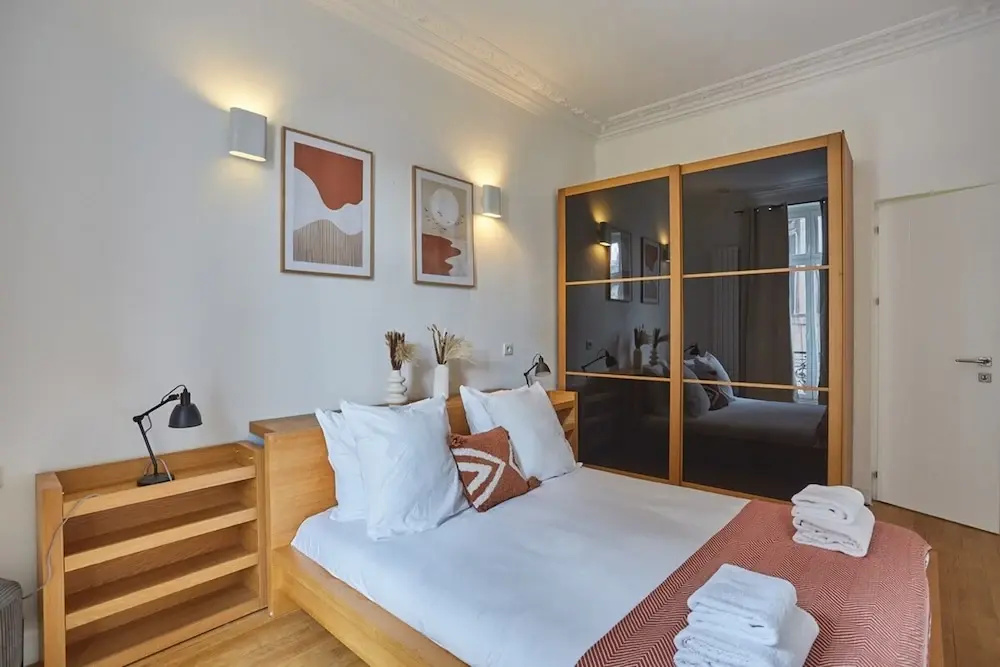 Superb Apartment Center of Paris-montmartre