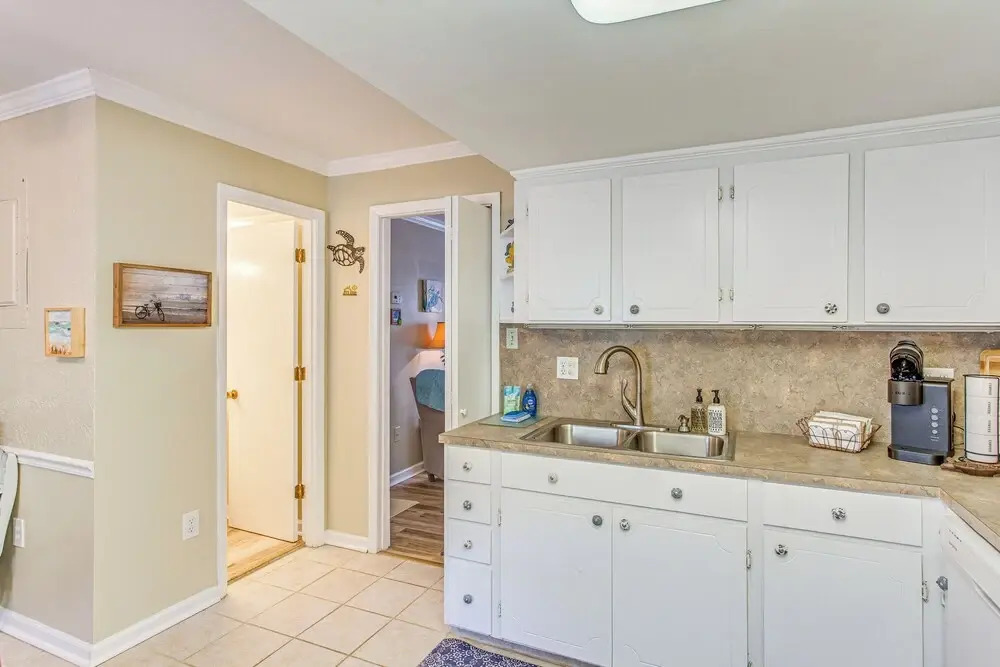 Pool Access, 4 Blocks to Ocean! N Myrtle Beach Gem