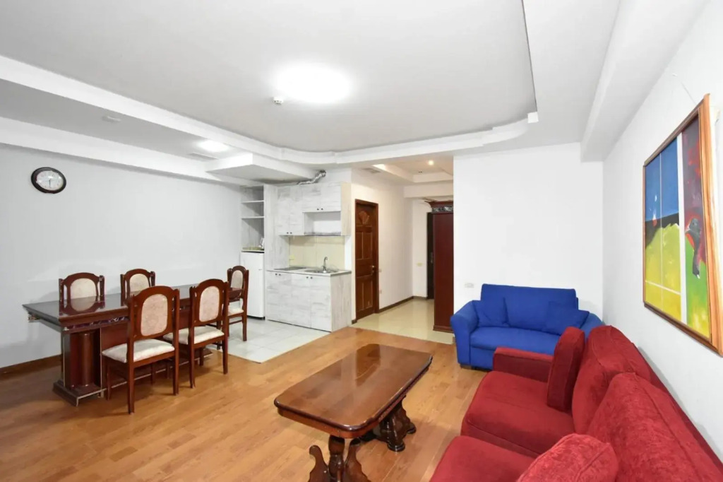 Armenak apartments N20