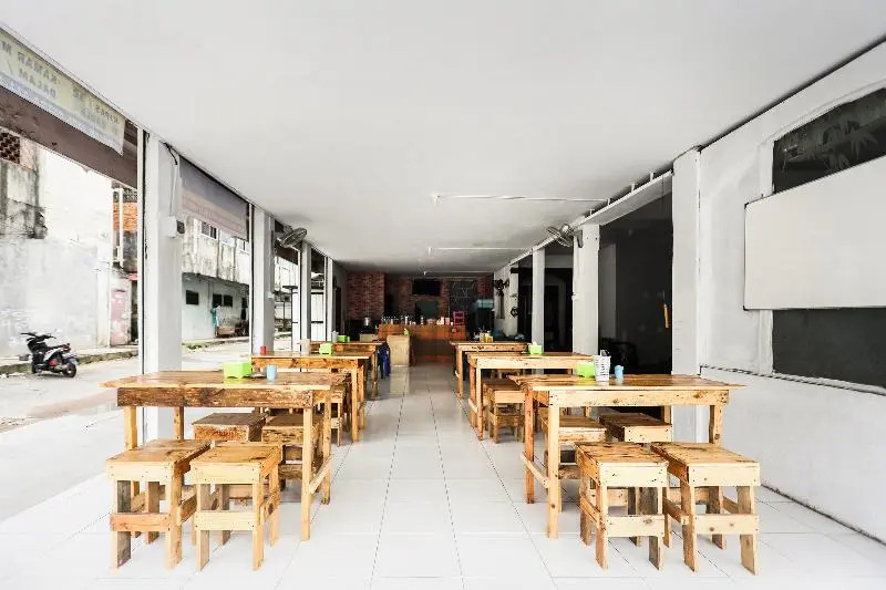 Hotel O Solo Baru Homestay Syariah