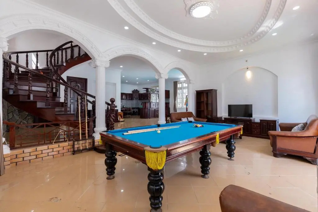 Ruby Villa F1