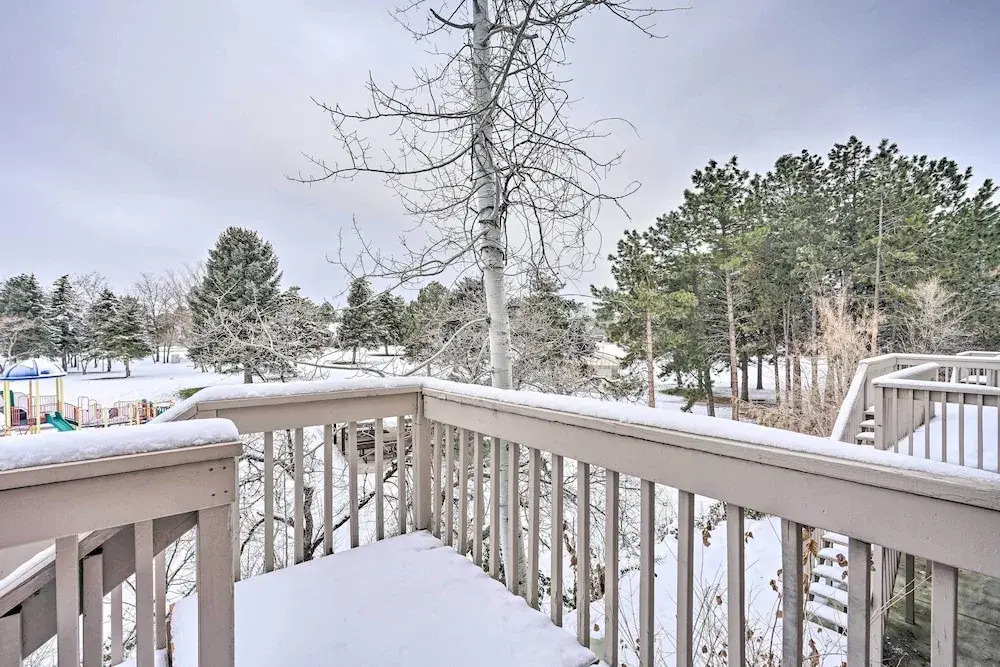 Spacious Cottonwood Heights Home: Ski Nearby!