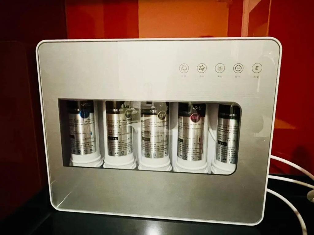 Arcoris Mont Kiara 1 to 5 pax Designer Netflix Chill Balcony