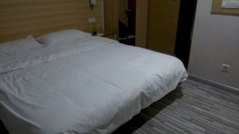 Yasen Boutique Hotel