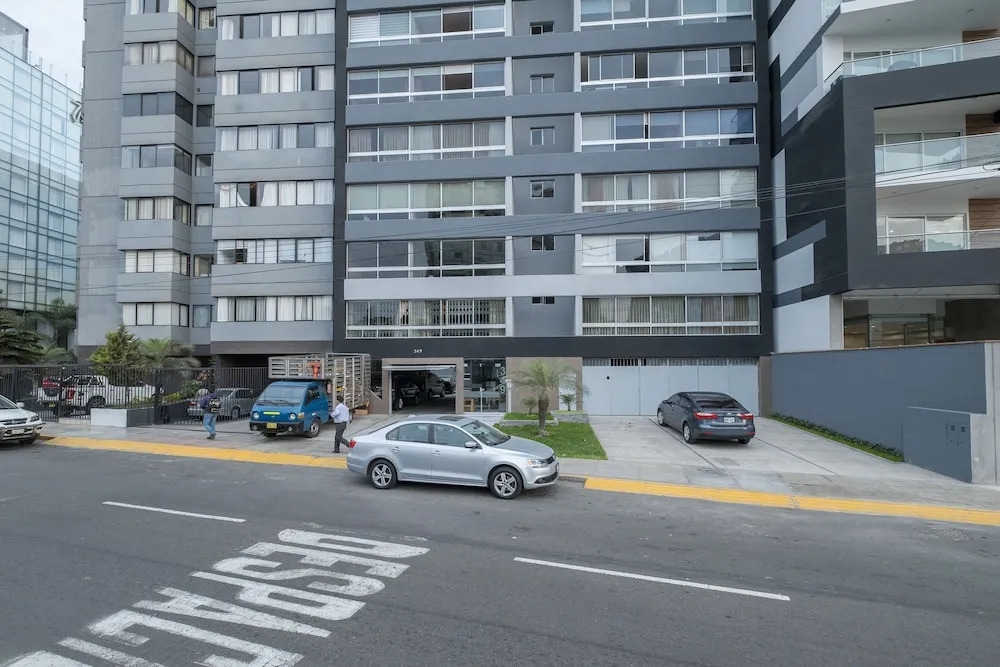 Simply Comfort. Splendid Apt with Ocean View