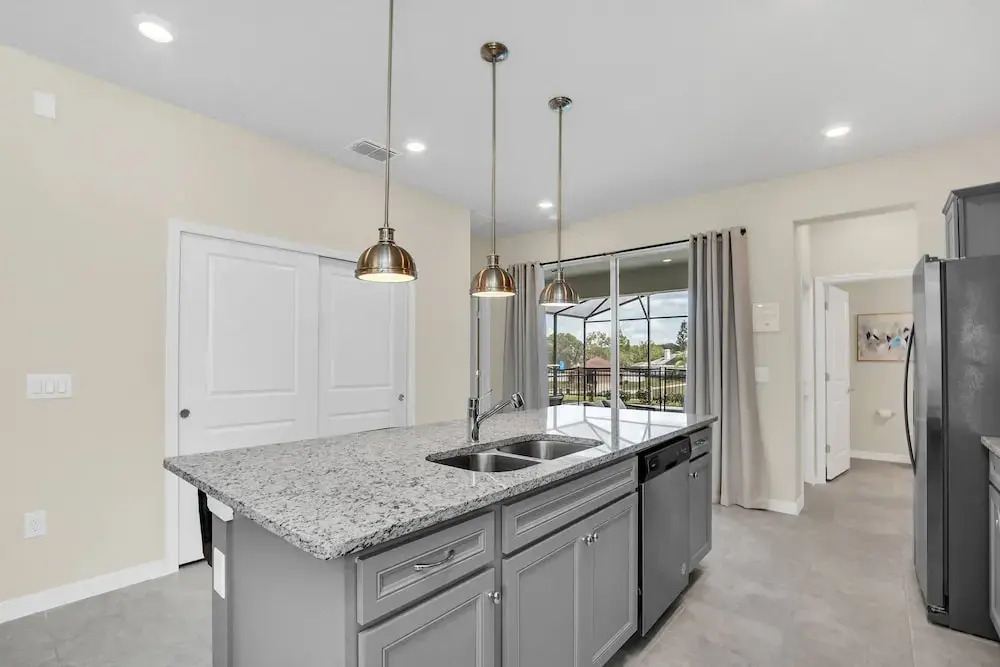 Windsor Island 5br Villa w/Private Pool Spa Disney