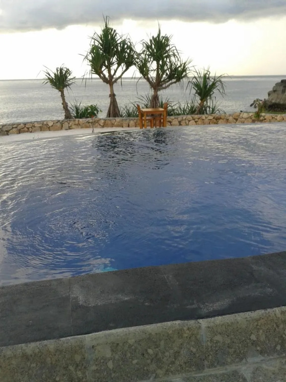 Dodol Lembongan Cliff Sunset