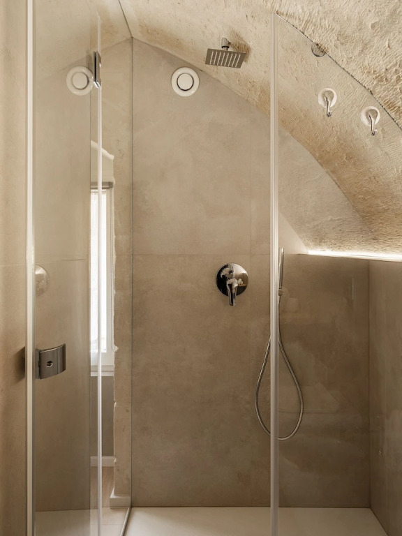 Hydria Rooms