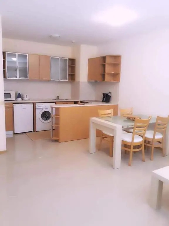 Lighthouse 1bedroom GeC apartment B203