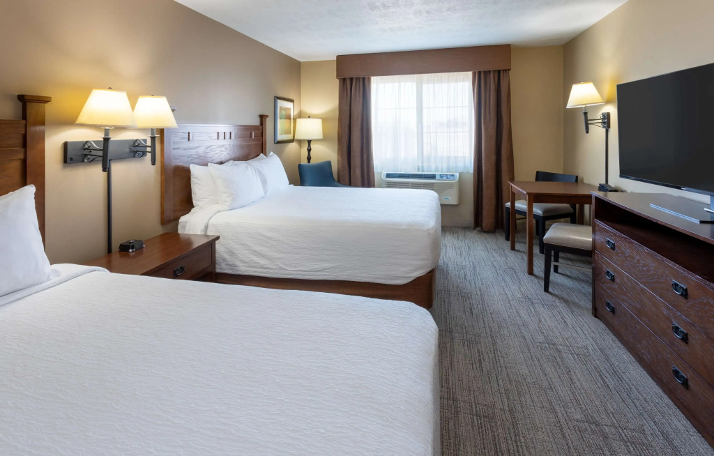 GrandStay Inn & Suites of Luverne