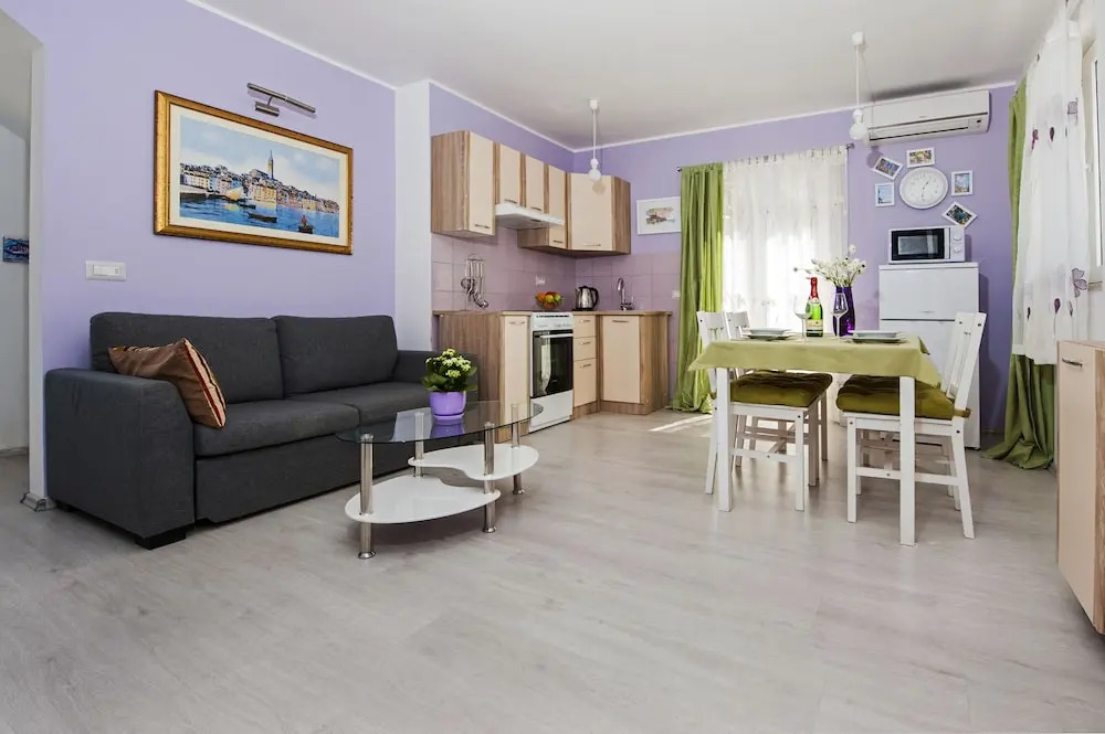 Apartments Casa Cerin