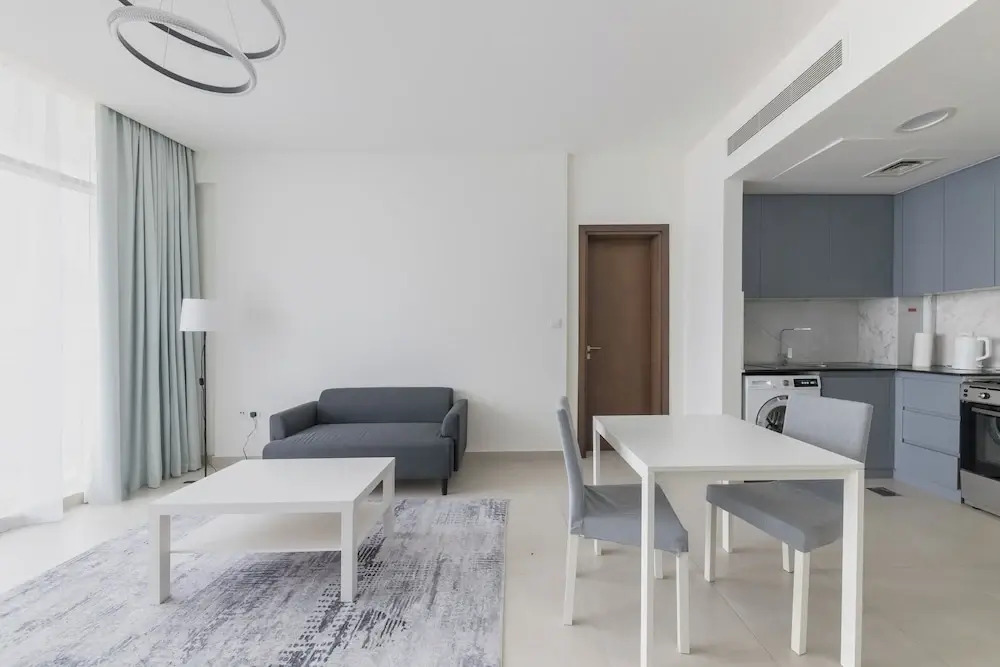 Splendid 1BR in Living Garden