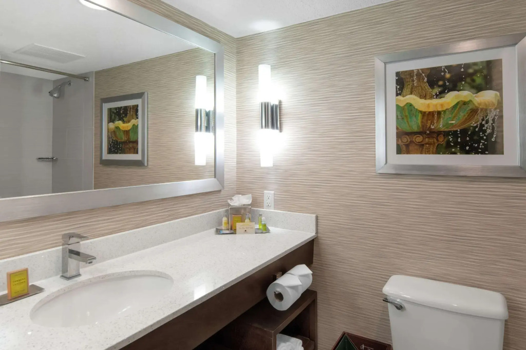 DoubleTree by Hilton Hotel Jacksonville Airport