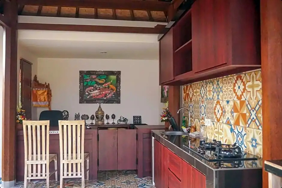 KJ Klumpu Wooden Style Guest House at Canggu
